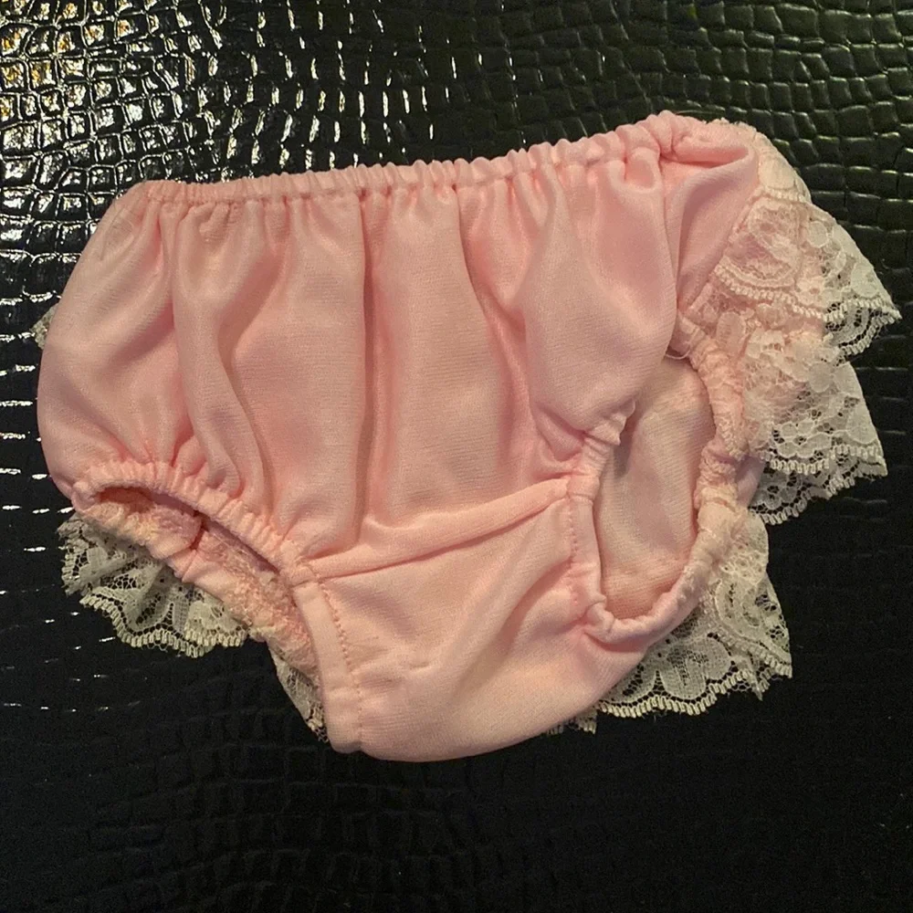 Lace Ruffle Butt Diaper Cover